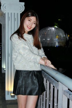 果冻传媒妈妈和女儿闹元宵